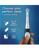 Oral-B Electric Toothbrush with Pressure sensor | iO2 | Rechargeable | For adults | Number of brush heads included 2 | Number of