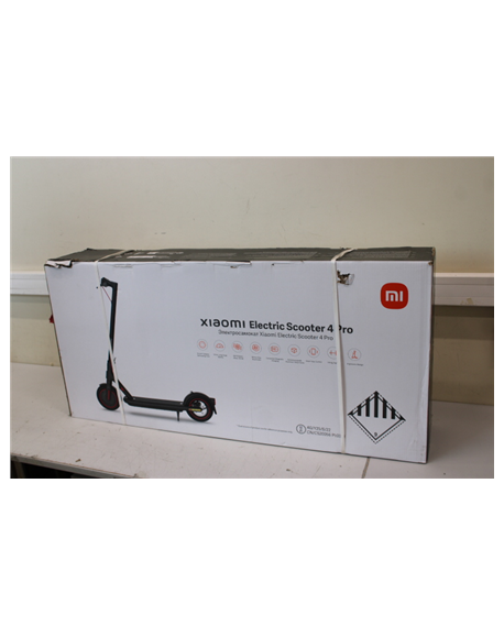 SALE OUT. Xiaomi Electric Scooter 4 Pro EU | Xiaomi | Electric Scooter 4 Pro EU | 700 W | 25 km/h | 10 " | Black | DAMAGED PACKA