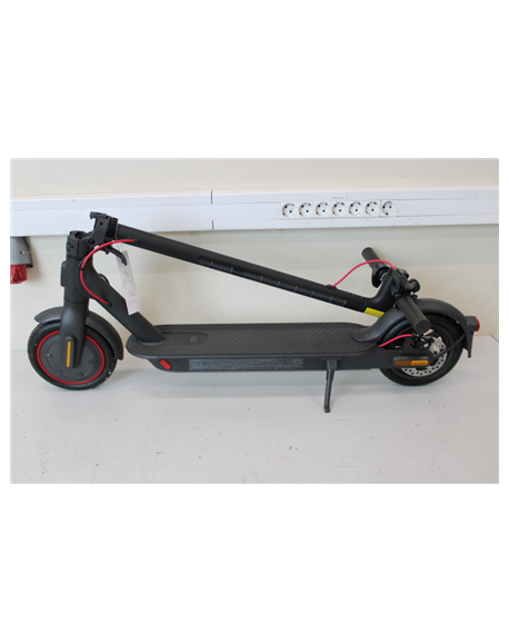 SALE OUT. Xiaomi Mi Electric Scooter Pro 2 (Black) | Xiaomi Mi Electric Scooter Pro 2 | 600 W | 25 km/h | 3 month(s) | Black | W