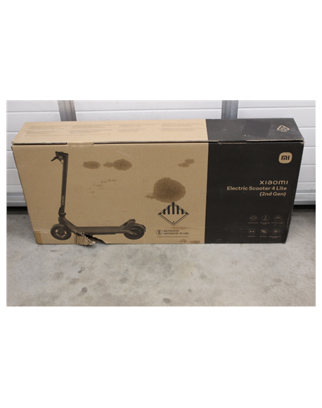 SALE OUT. Xiaomi Electric Scooter 4 Lite (2nd Gen) | Xiaomi 6 month(s) | DEMO, DAMAGED PACKAGING